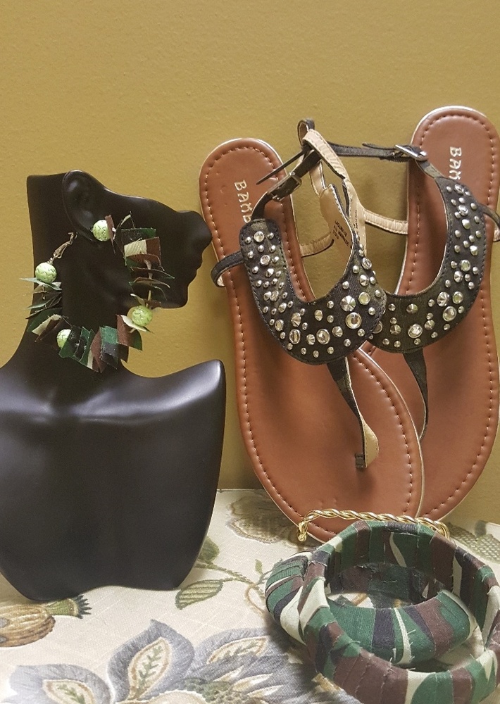 Ladies Camouflage Sandals